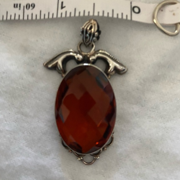 SS AMBER STONE PENDANT - Picture 7 of 7